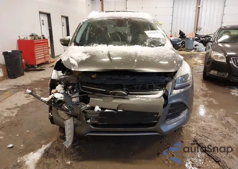 2013 Ford Escape Titanium z USA, uszkodzony, nr VIN 1FMCU9J91DUA77828